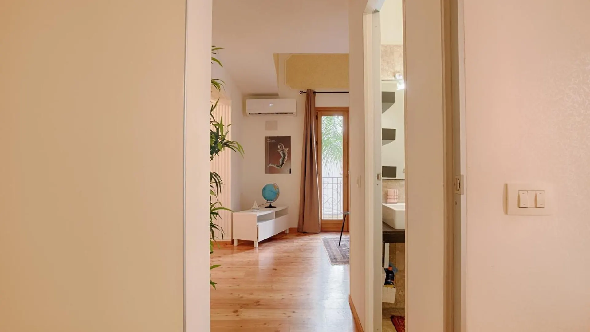 Piazza San Domenico Central Apt Near The Sea! Trapani Apartment