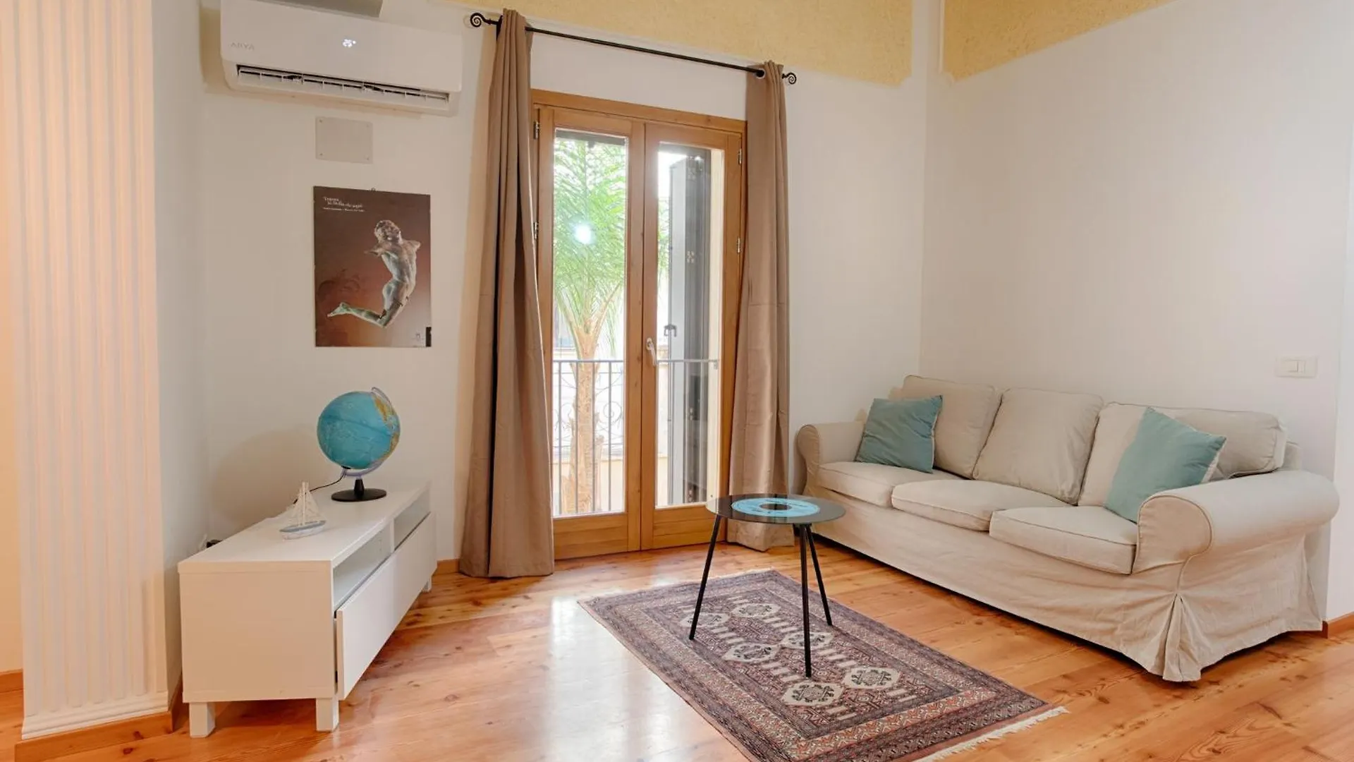 Piazza San Domenico Central Apt Near The Sea! Trapani