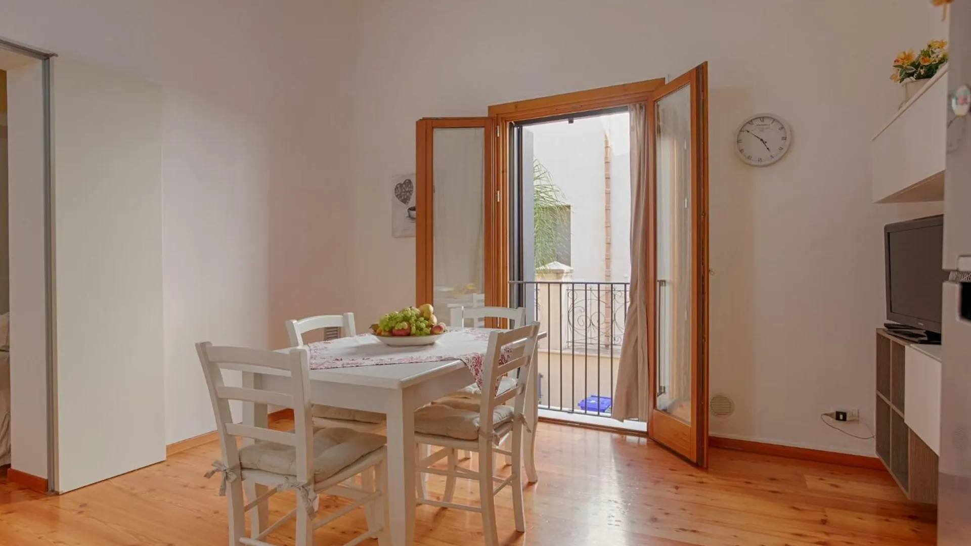 Piazza San Domenico Central Apt Near The Sea! Trapani